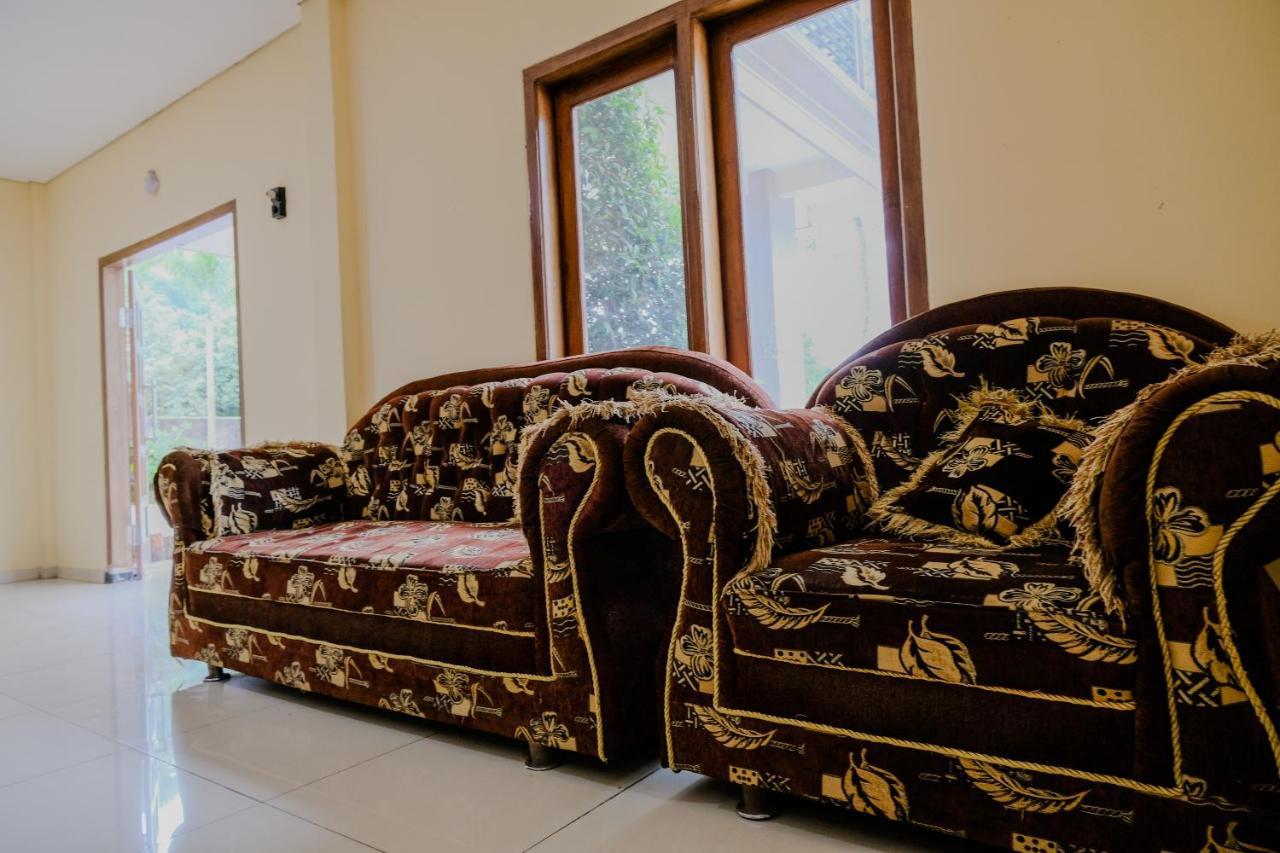 Spot On 2448 Hotel Tlogorejo 2 Ngebel Екстериор снимка